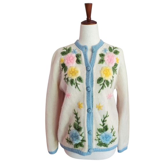 Vintage 60´s Floral Embroidered Women´s Sweater -...
